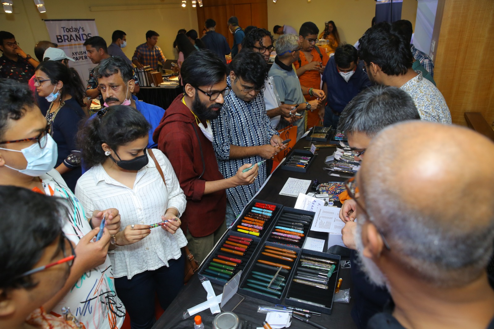 Pen Mahotsav Crowds Pen Mahotsav Crowds